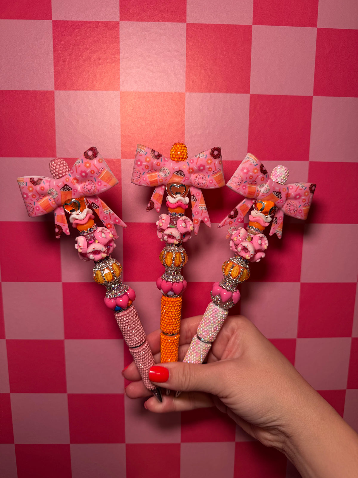 Dunk donut bow pen